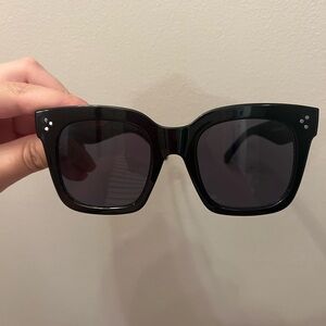 Stylish Black Square Sunglasses
